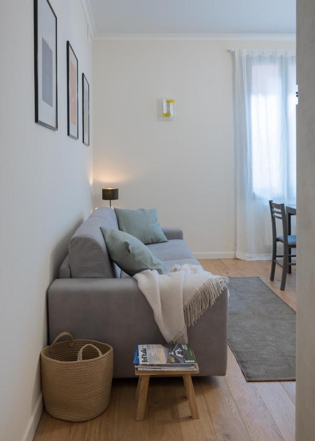 Apartment Flowery House *